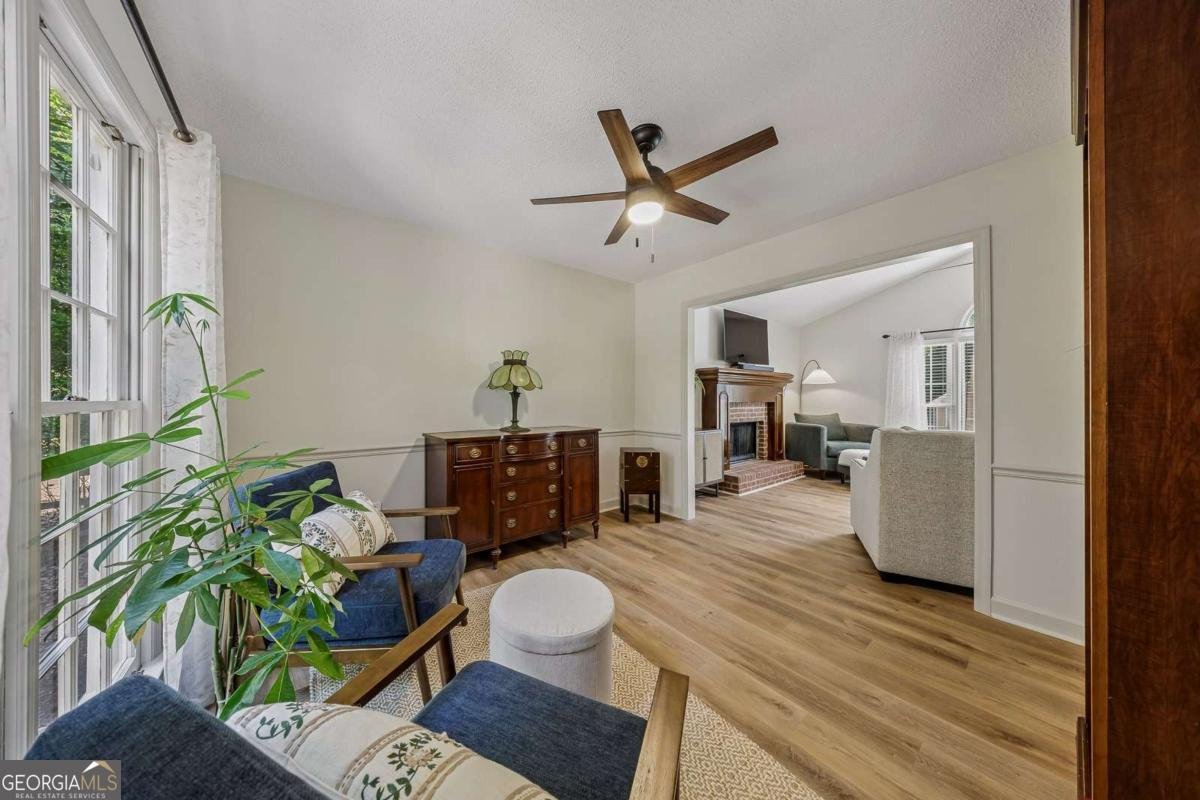 916 Fernwood Road Woodstock - Photo 9