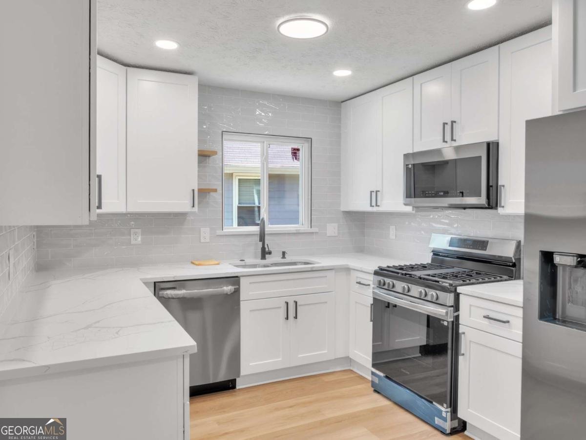 6735 River Glen Drive Riverdale - Photo 8