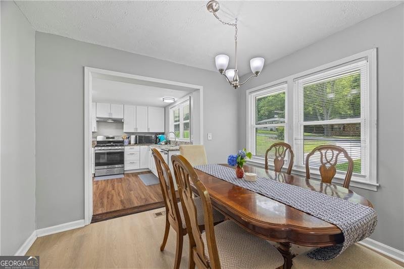 1314 Hidden Circle Drive Sugar Hill - Photo 10