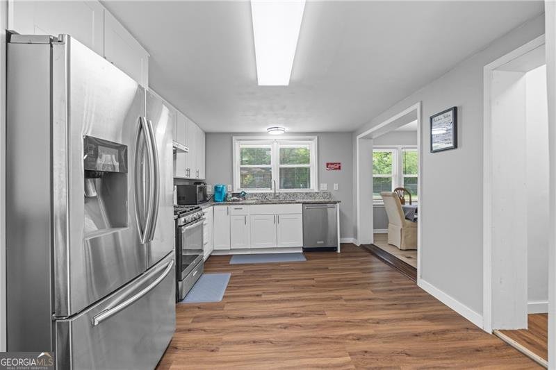1314 Hidden Circle Drive Sugar Hill - Photo 13