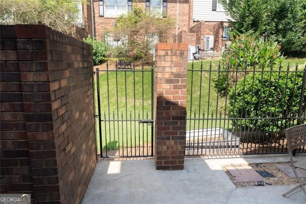 13 Stratford Hall Place Atlanta - Photo 42