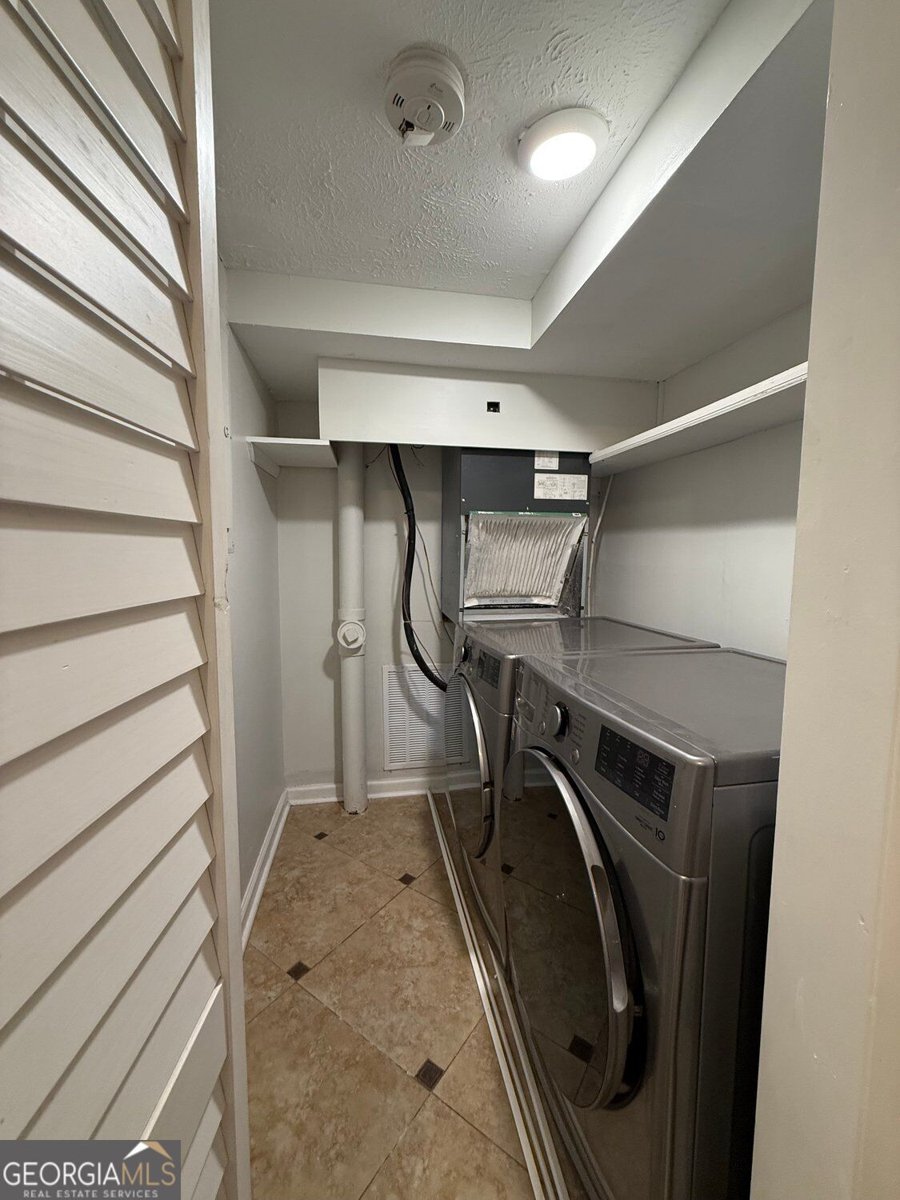2700 Twigg Circle Marietta - Photo 11