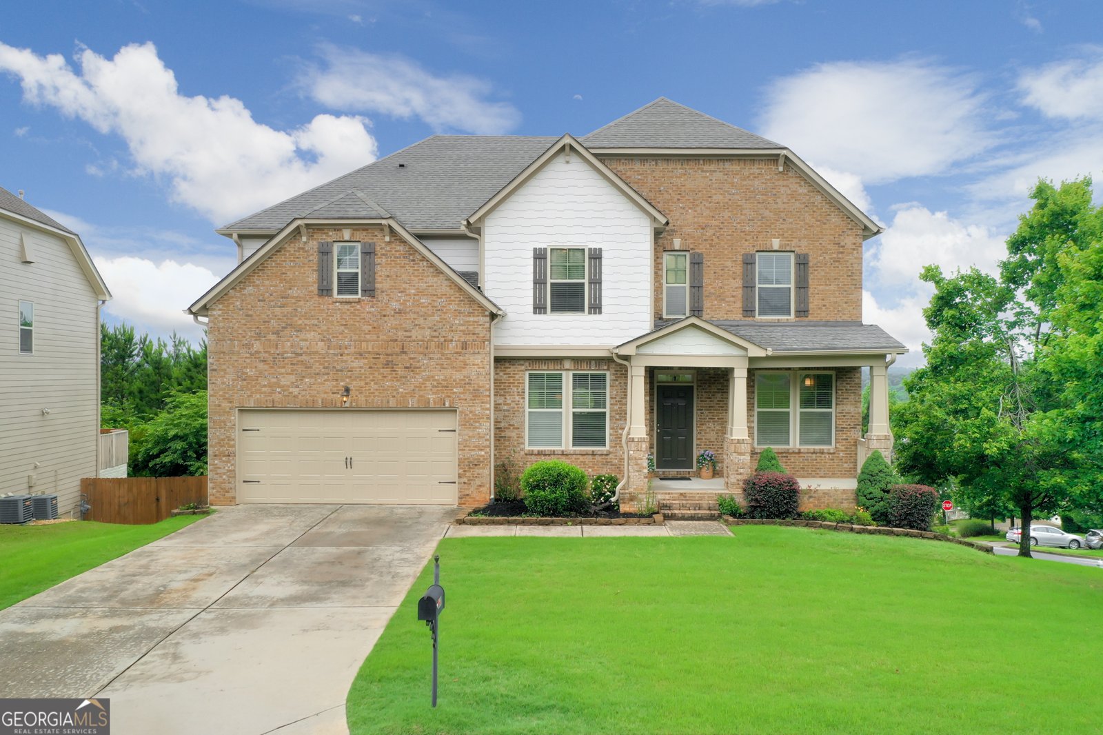 1510 Eaglerock Drive Suwanee - main photo