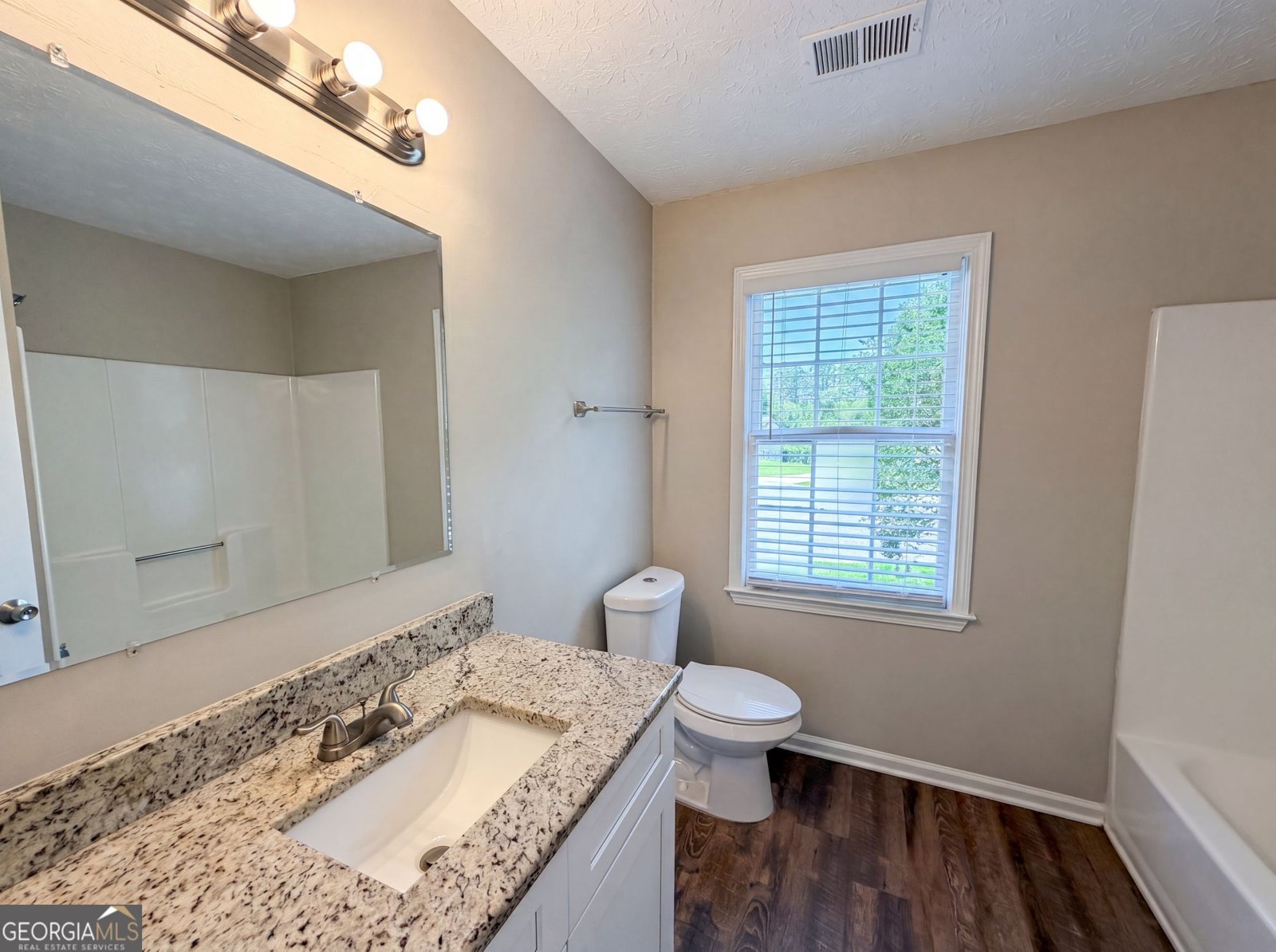 4078 Tara Court Loganville - Photo 10
