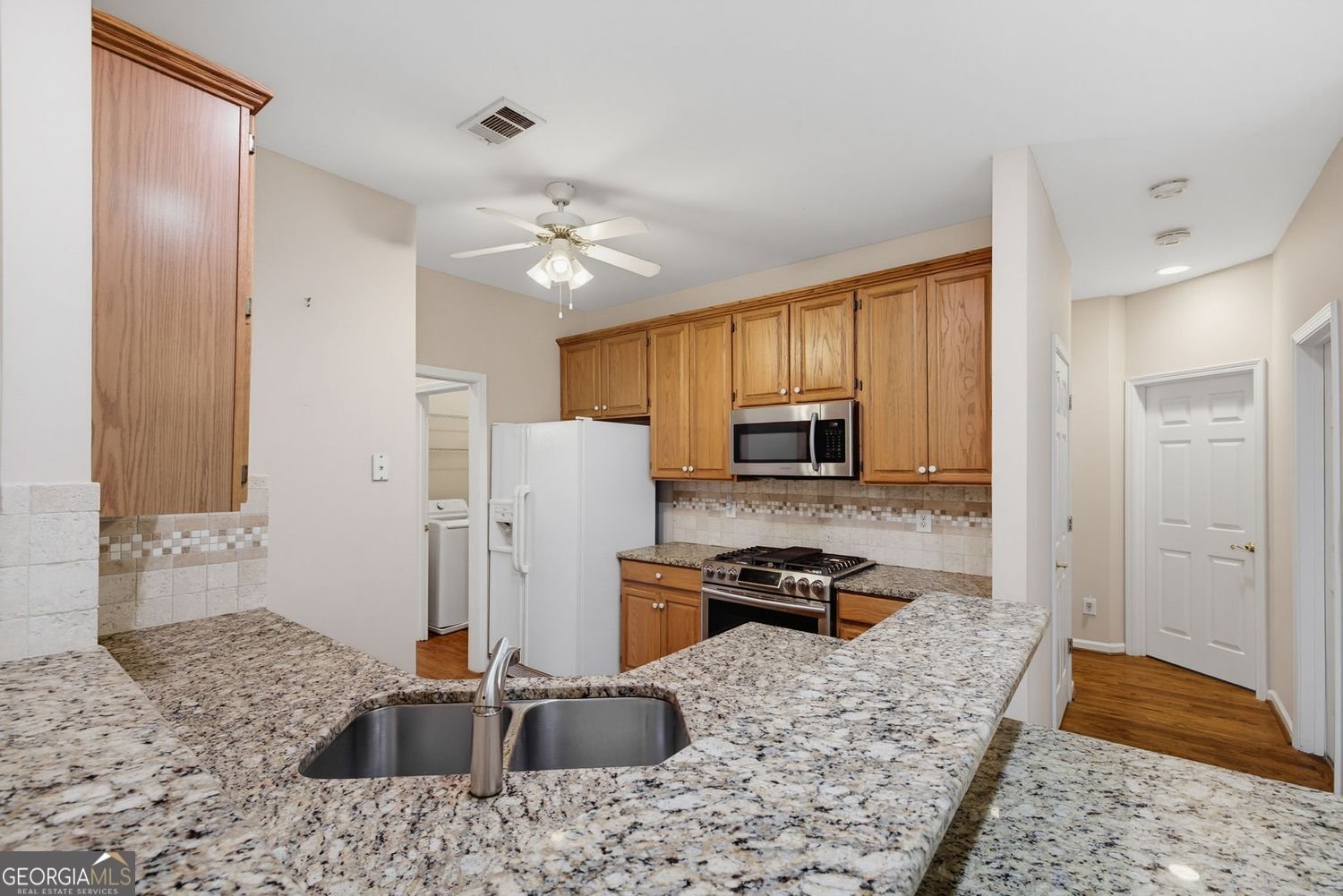 5381 Glenbrooke Trail Dunwoody - Photo 14