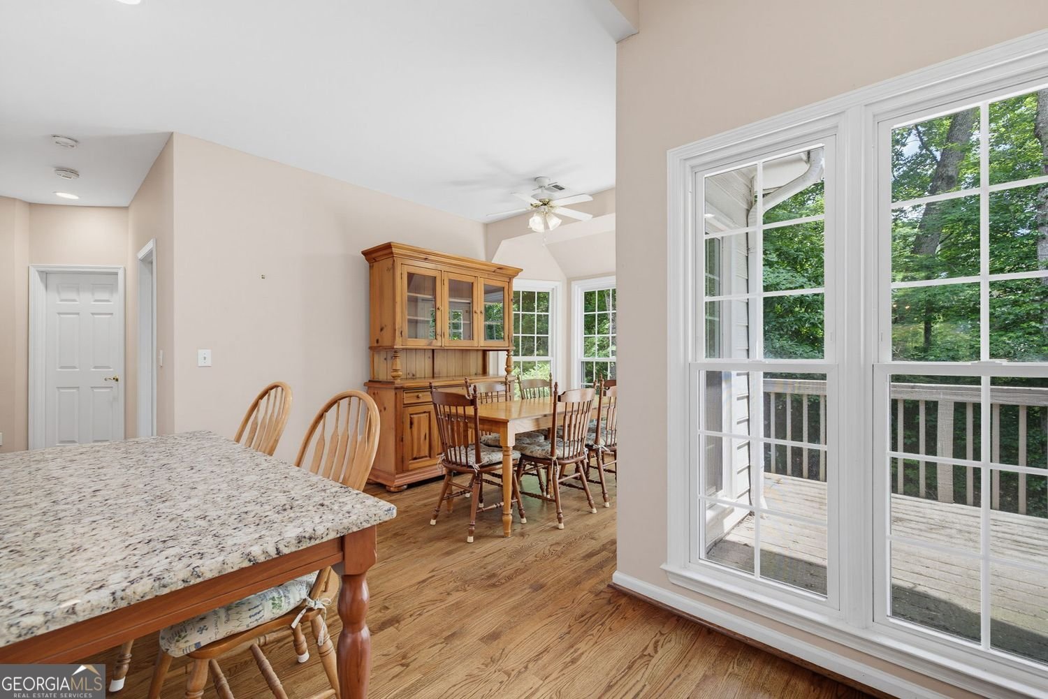 5381 Glenbrooke Trail Dunwoody - Photo 9