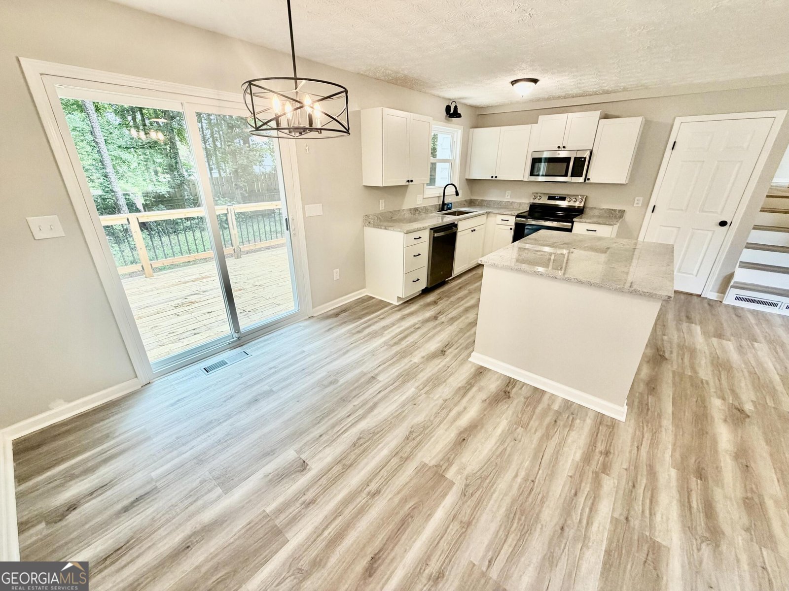 3904 Trade Wind Court Marietta - Photo 7