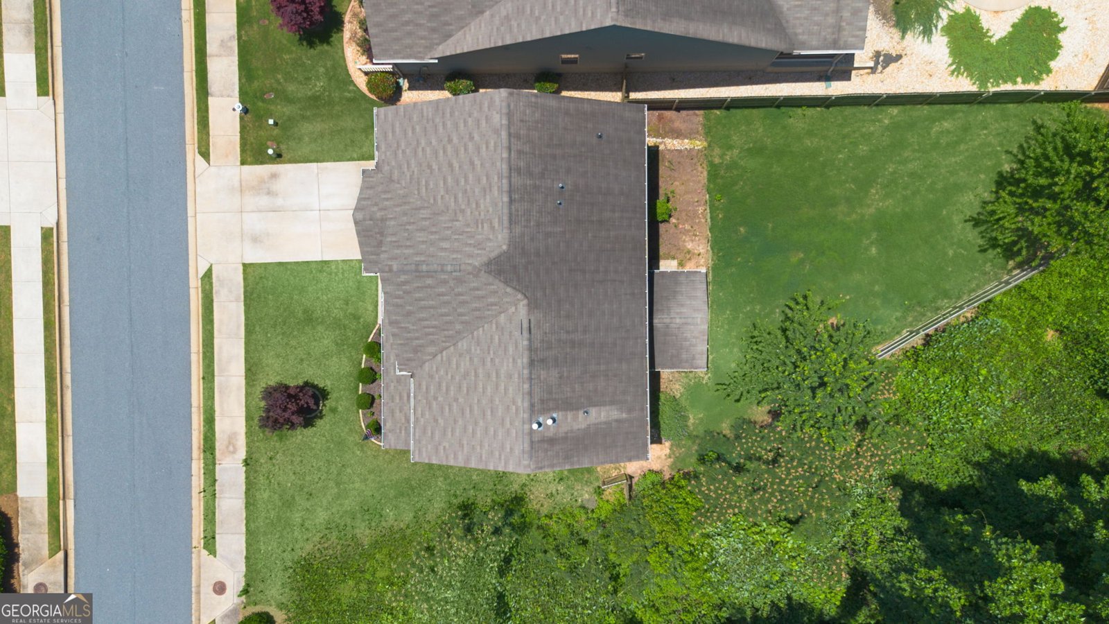 212 Woodford Drive Canton - Photo 39