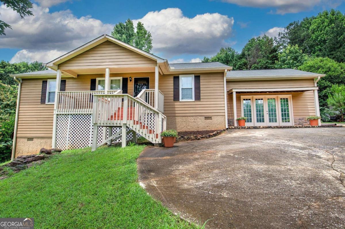 427 Jewell Cole Road Hiram - main photo