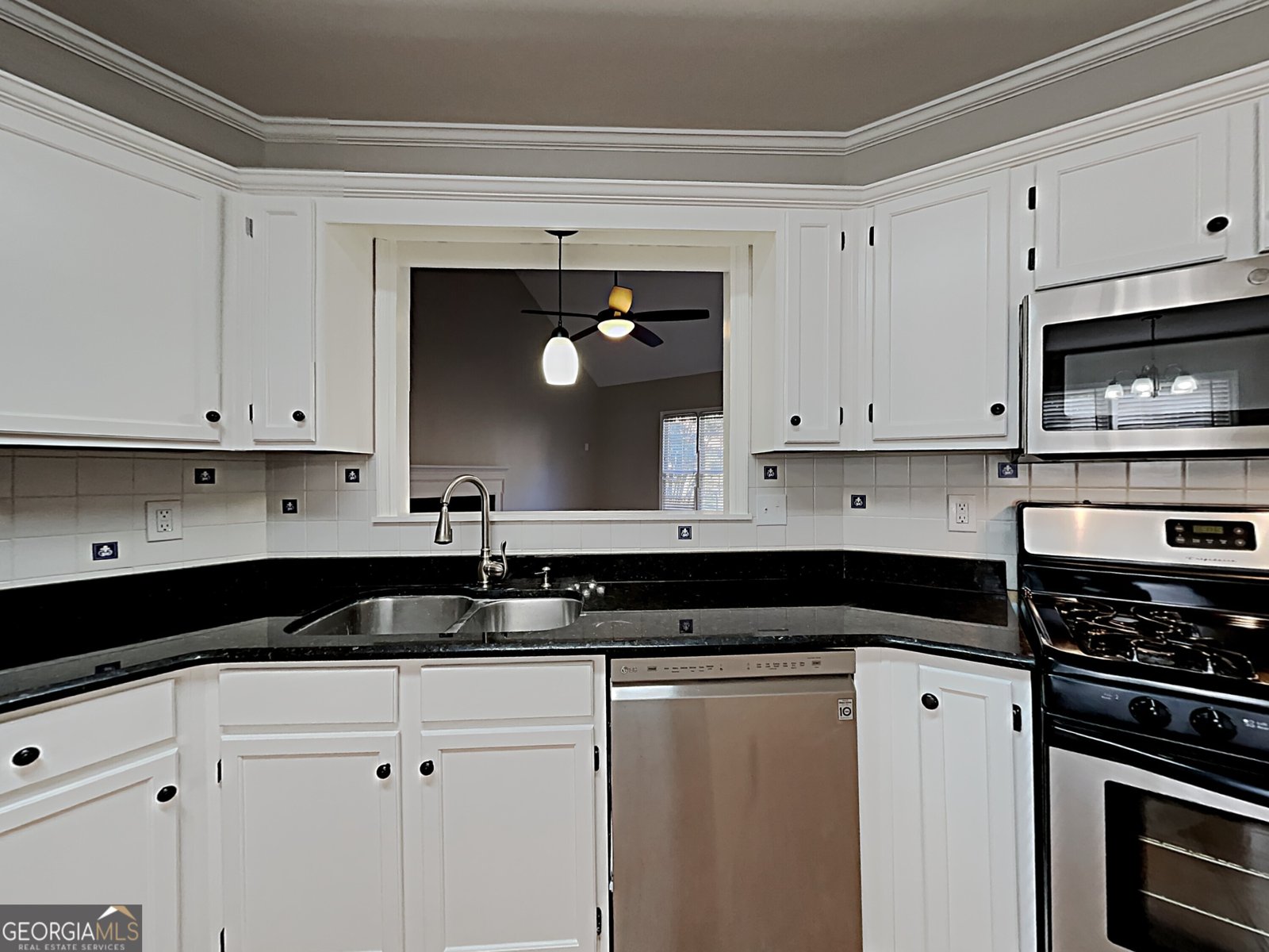 665 Ashley Laine Walk Lawrenceville - Photo 9