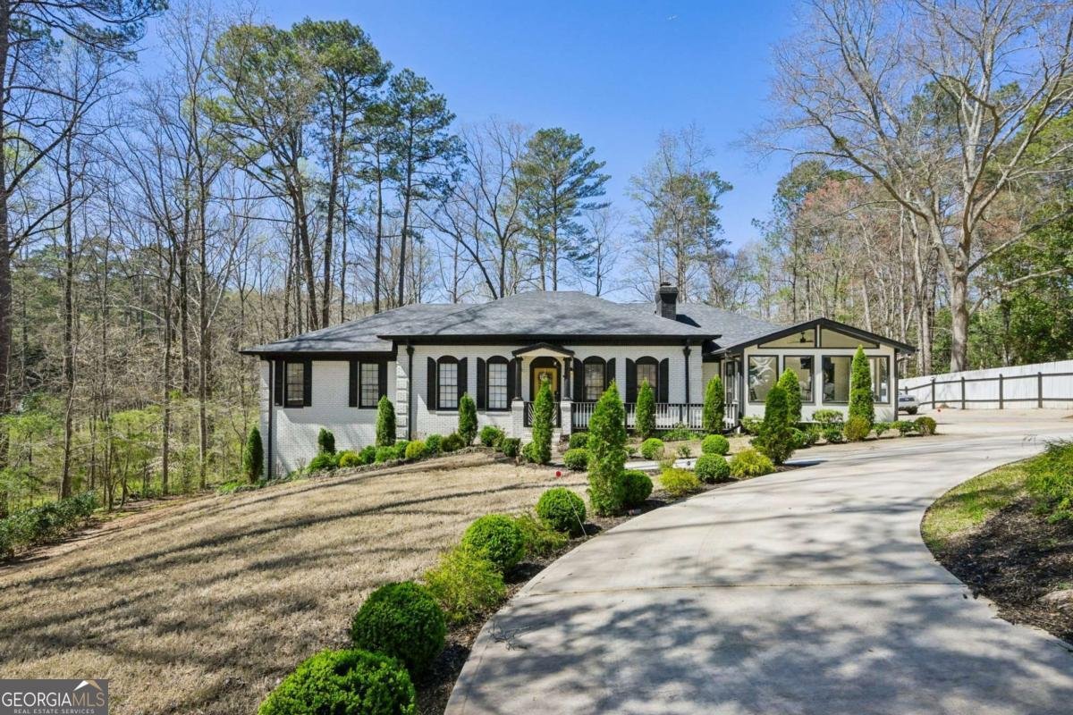 3085 Juhan Road Stone Mountain - main photo