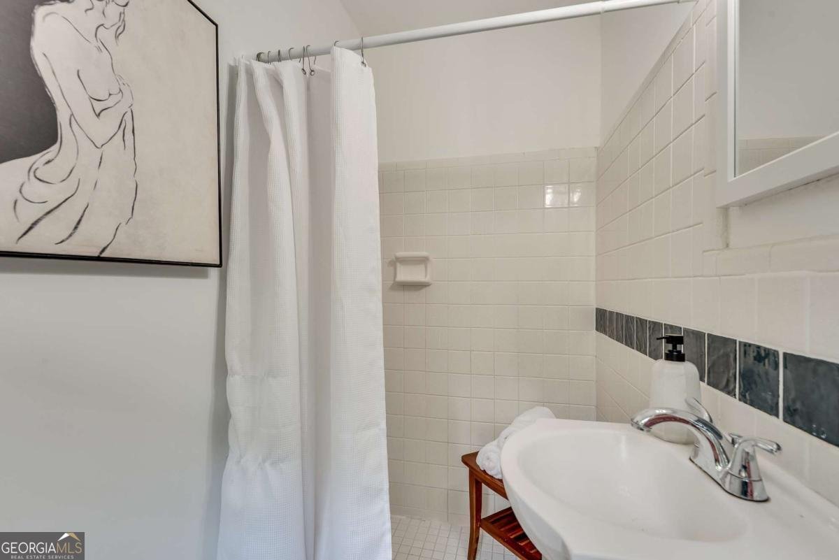2774 Overlook Drive Atlanta - Photo 16