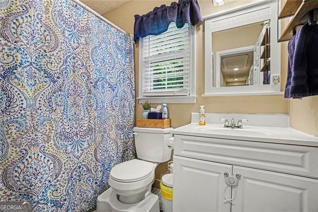 331 Creekbend Drive Woodstock - Photo 16