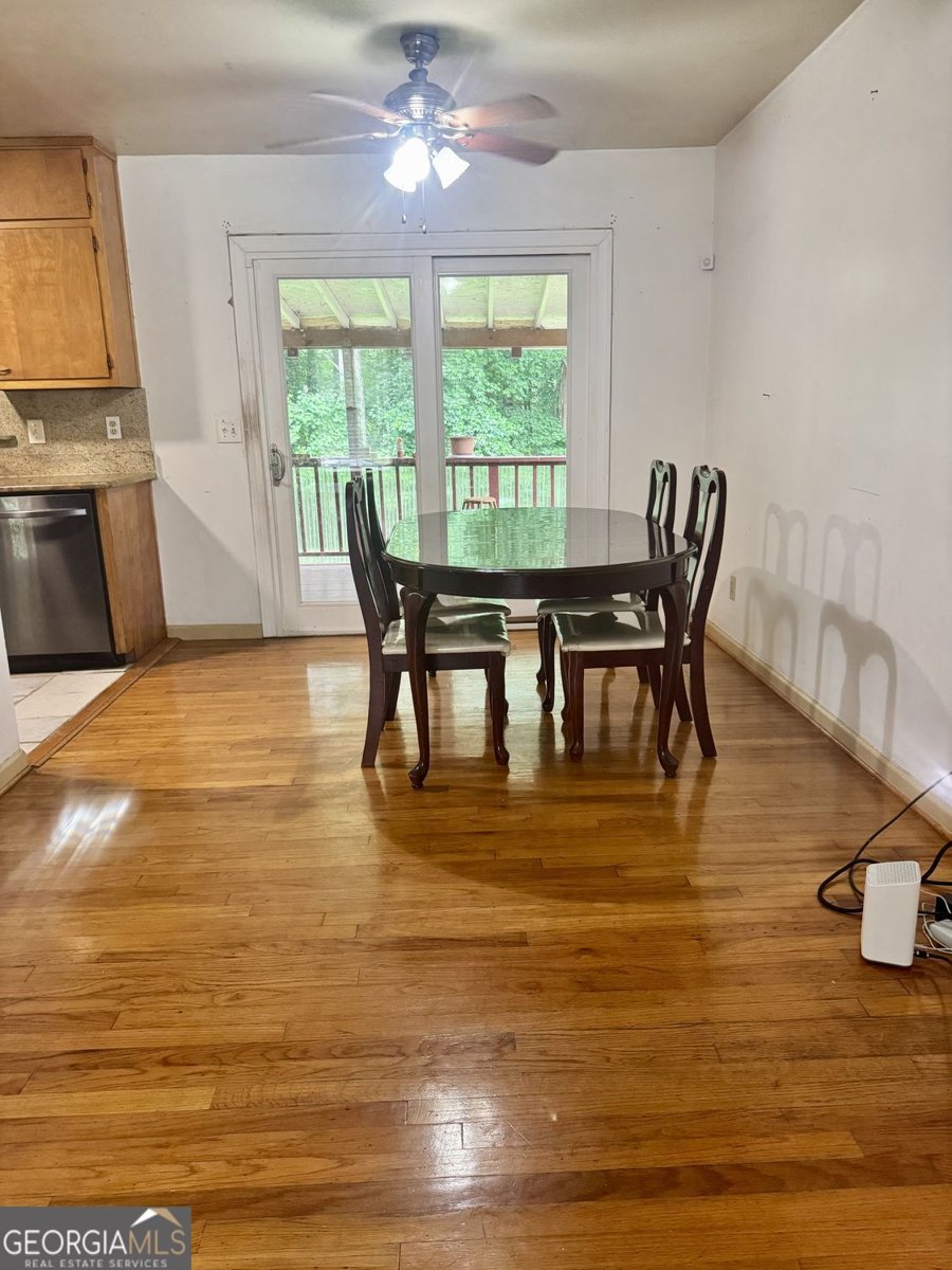 776 Airlie Drive Stone Mountain - Photo 6
