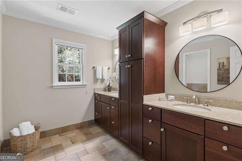 3069 Four Oaks Drive Atlanta - Photo 11