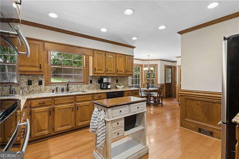 3069 Four Oaks Drive Atlanta - Photo 7