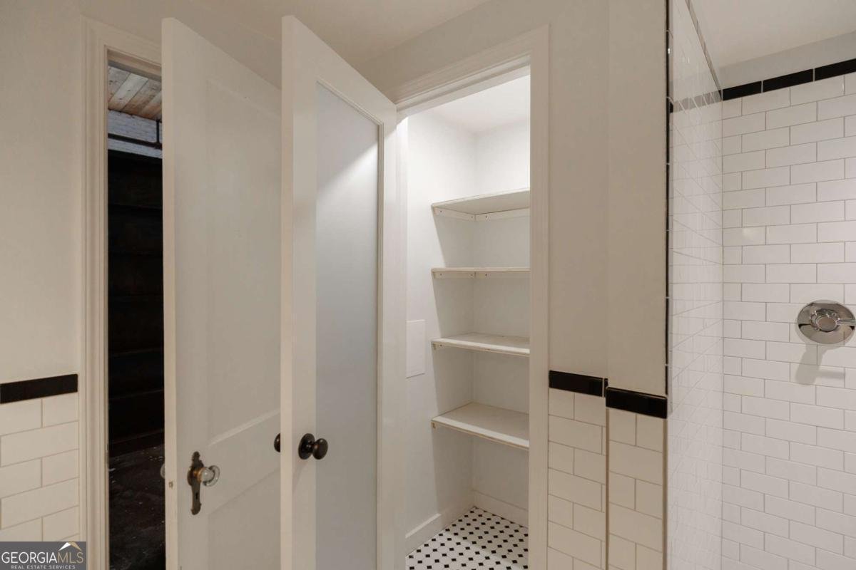 585 White Circle Athens - Photo 25