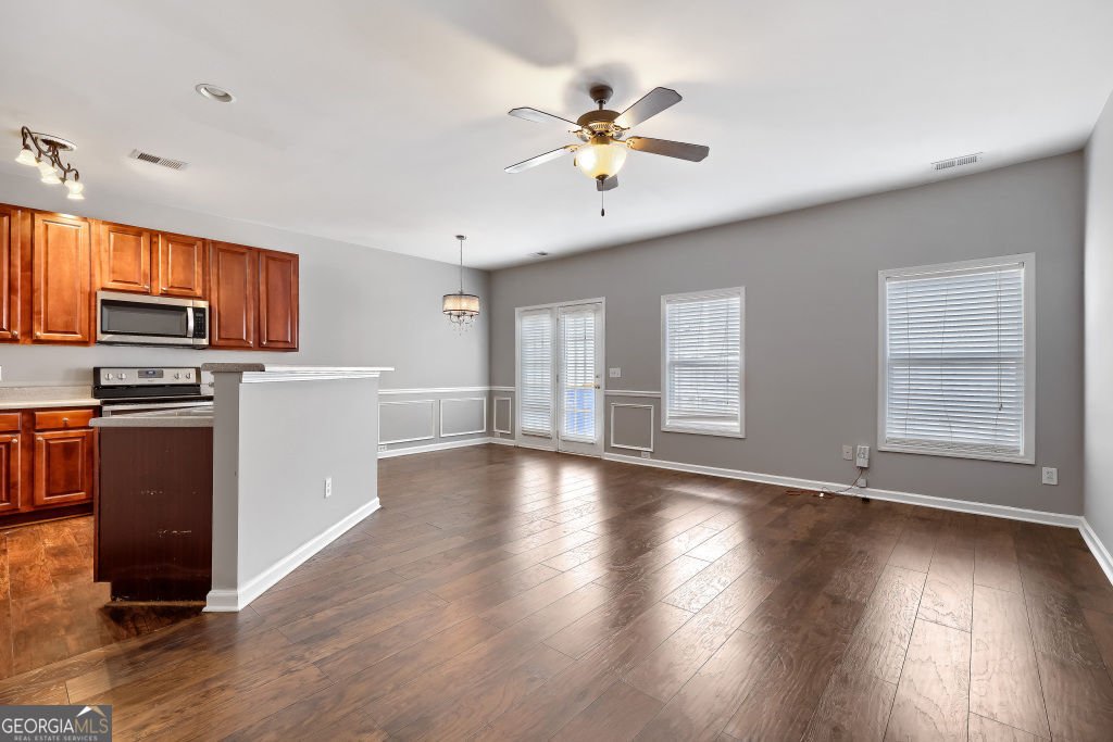 1725 Oakbrook Lane Kennesaw - Photo 10