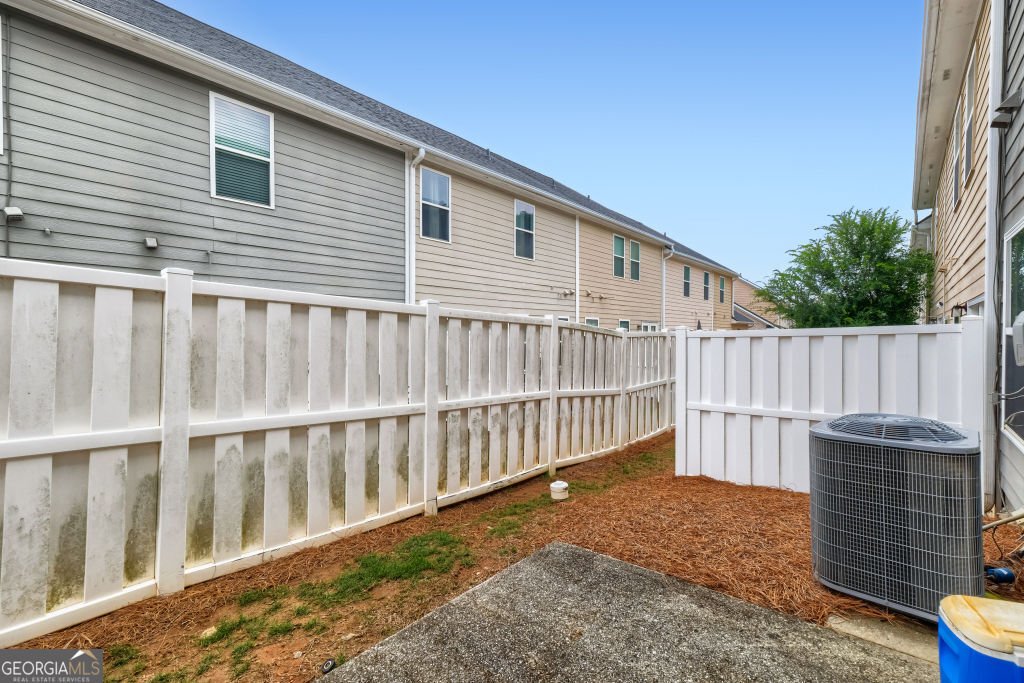 1725 Oakbrook Lane Kennesaw - Photo 15