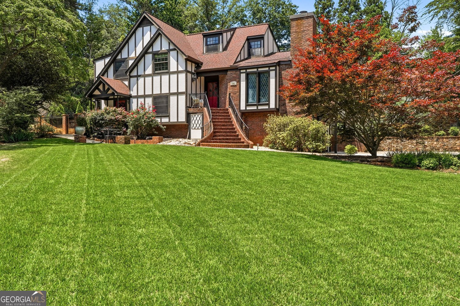 1581 Bentcreek Drive Marietta - main photo