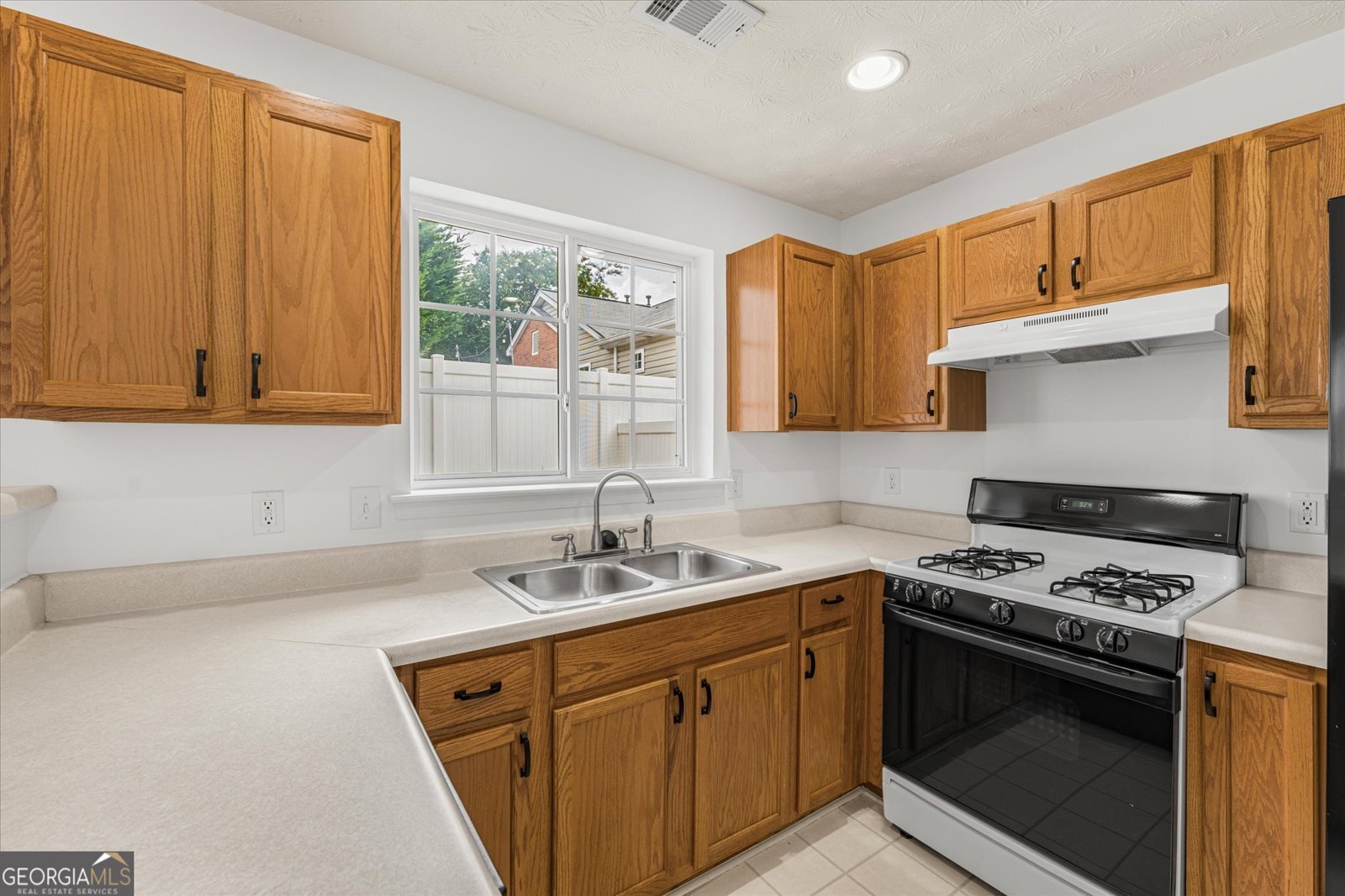 308 Oaks Trail Woodstock - Photo 13