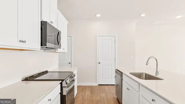 7517 Clover Lane Flowery Branch - Photo 10