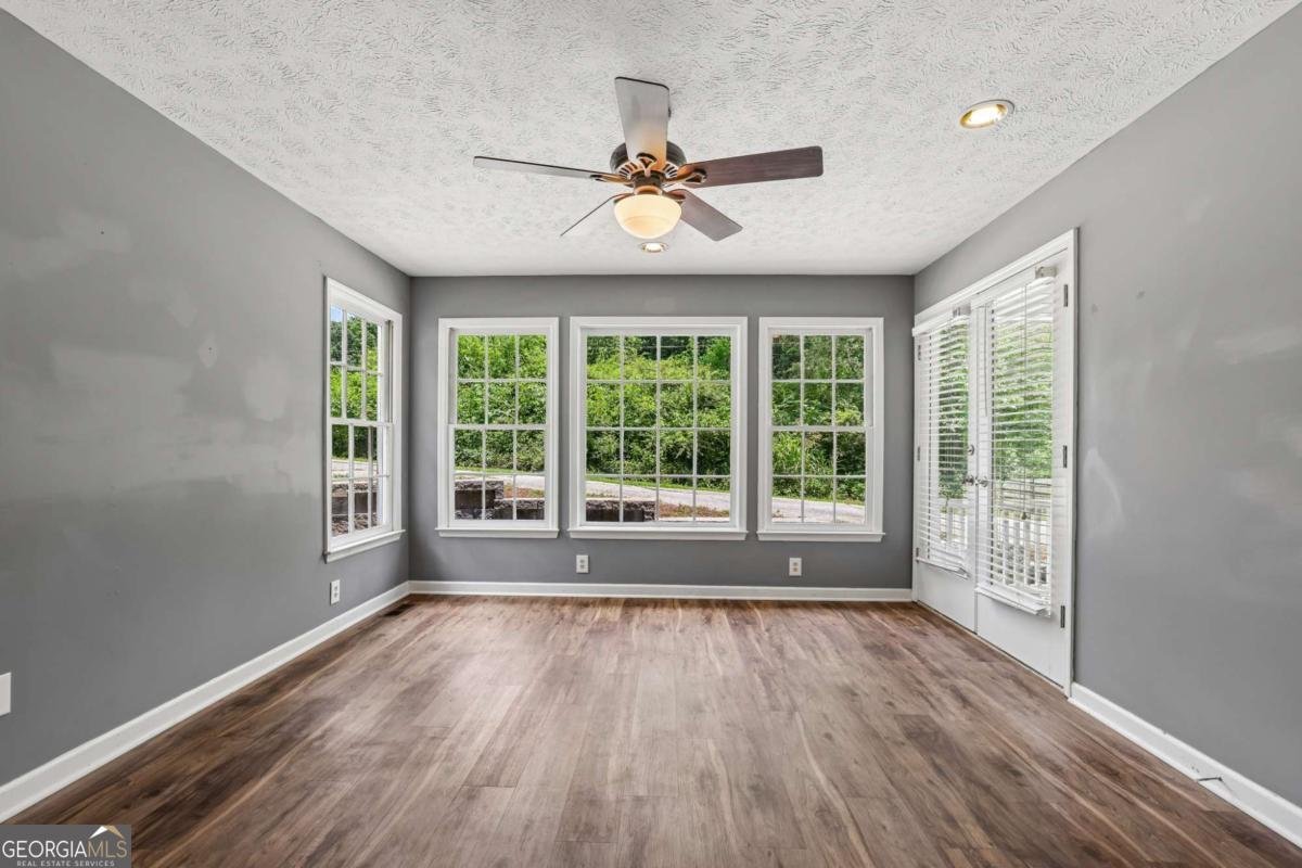 363 Burns Lane Canton - Photo 19