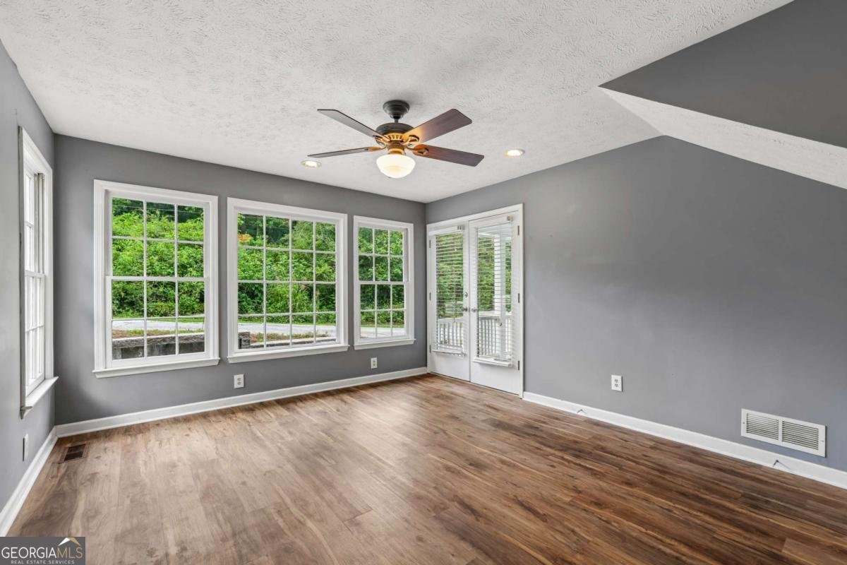 363 Burns Lane Canton - Photo 20