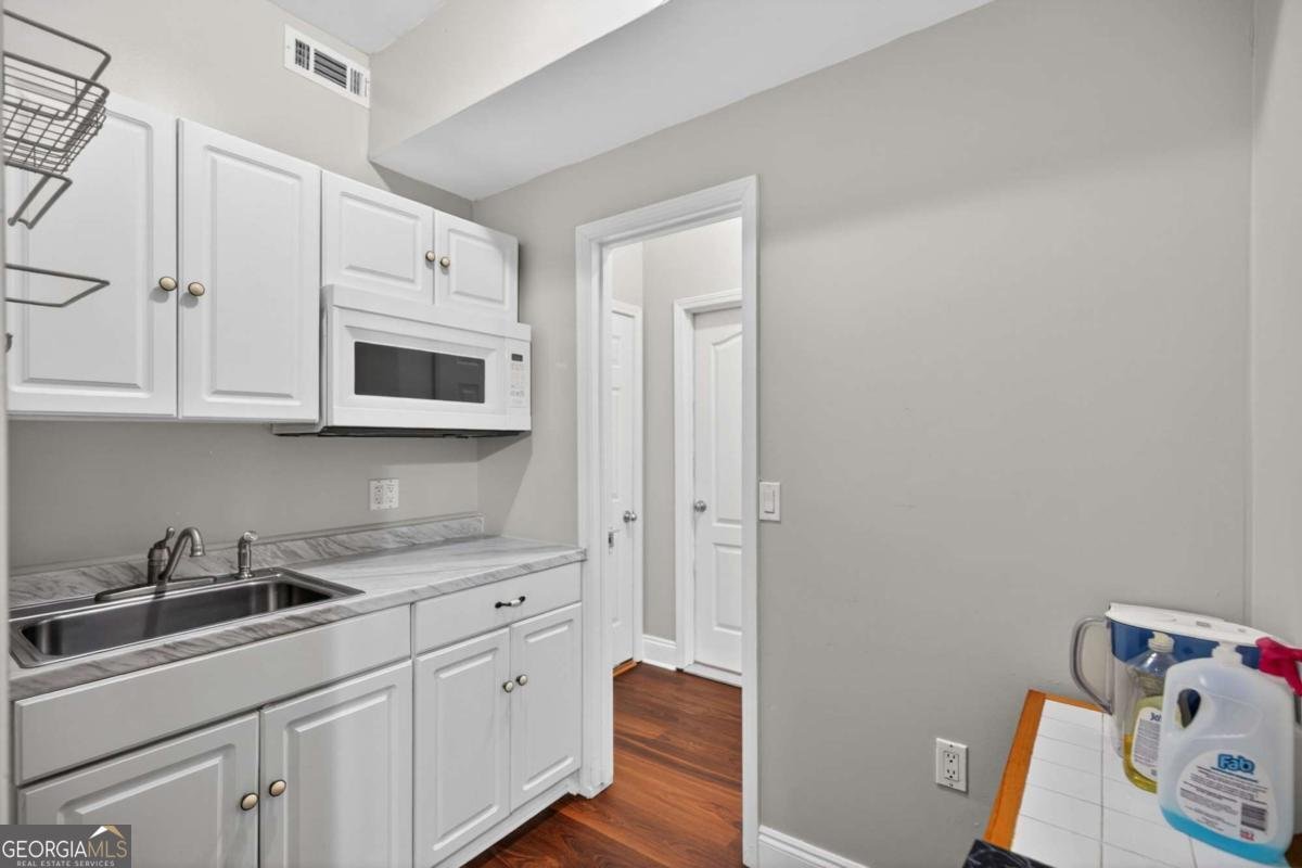 9917 Silver Leaf Court Douglasville - Photo 29