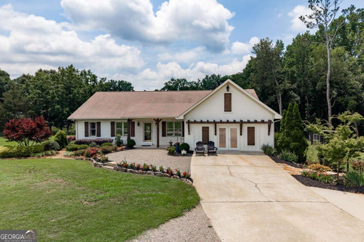 1111 Hale Road Watkinsville - main photo