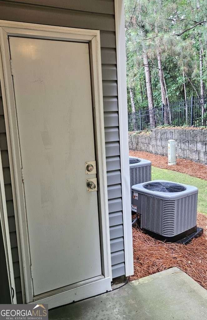 1728 Devon Drive Atlanta - Photo 32