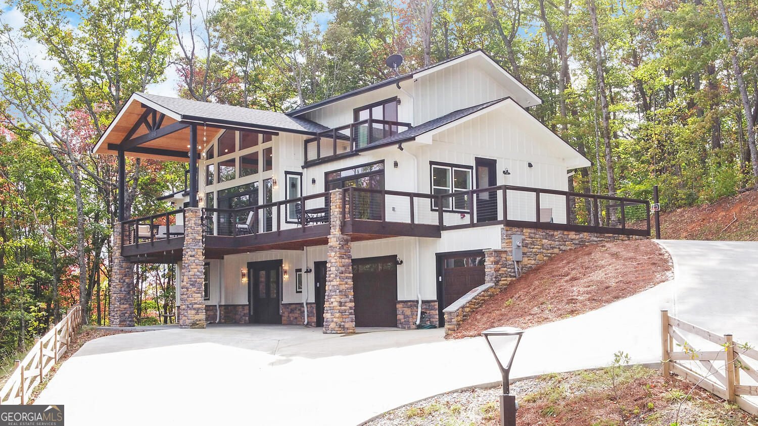 333 Favor Lane Rabun Gap - main photo