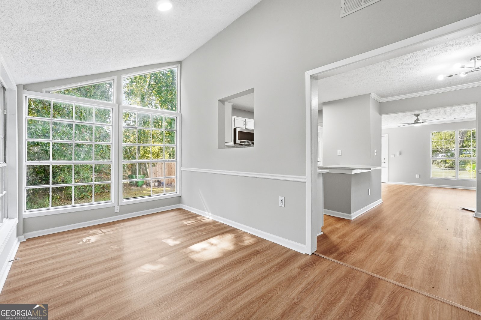 5651 Wells Circle Stone Mountain - Photo 13