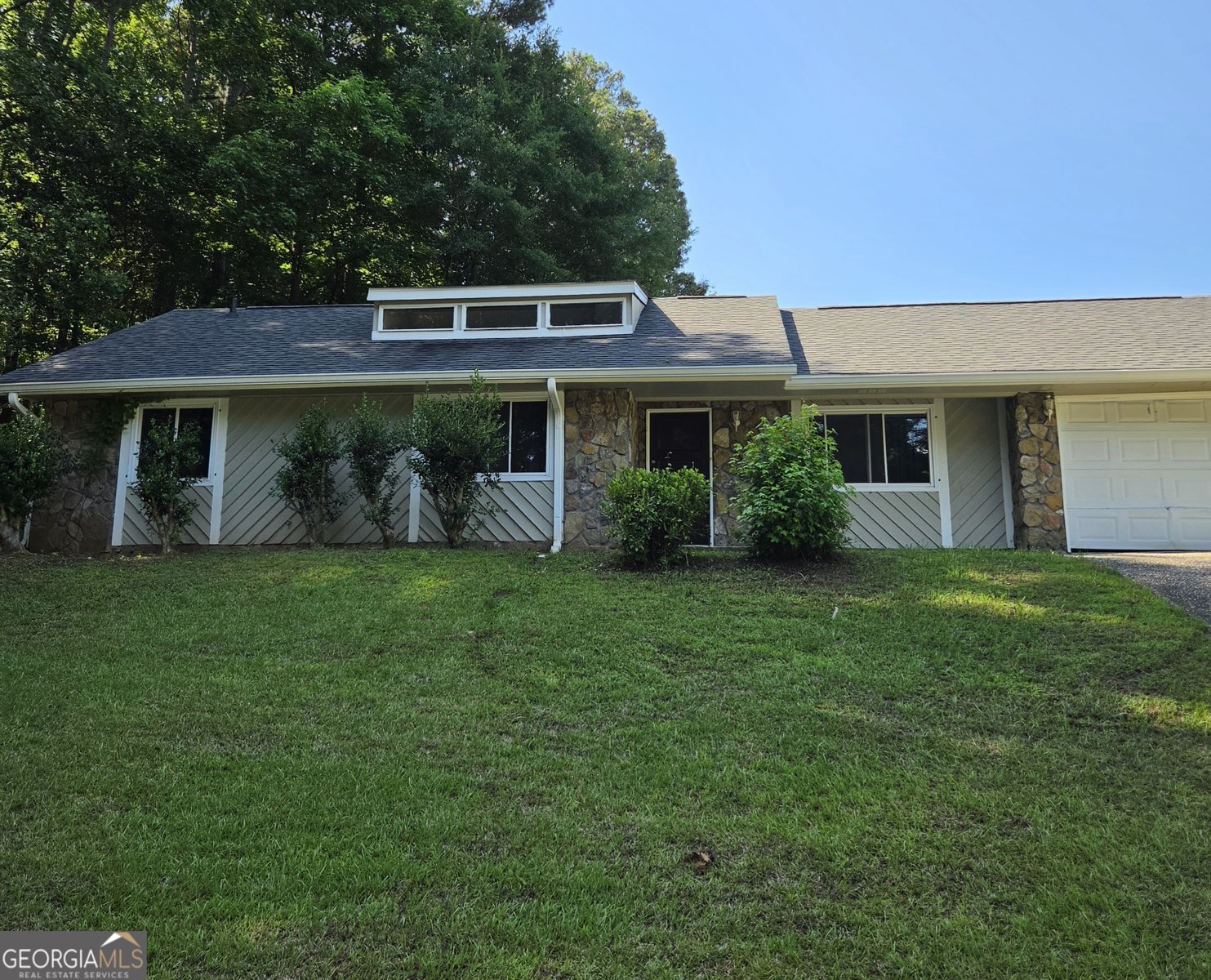 4610 Greenbriar Trail Atlanta - main photo
