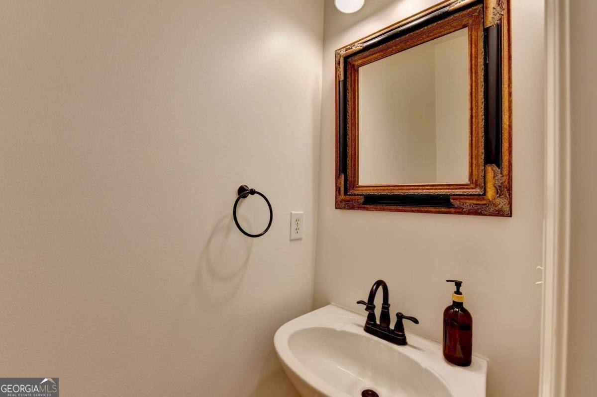 5955 Ettington Drive Suwanee - Photo 19