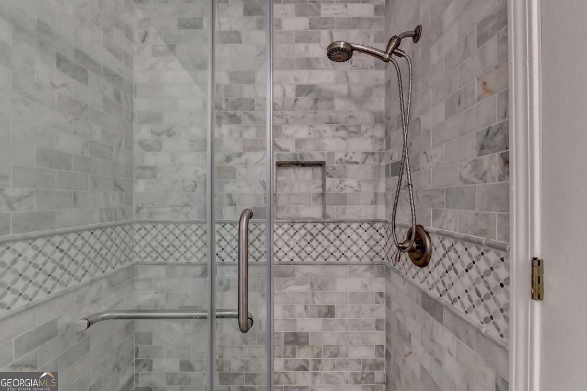 5955 Ettington Drive Suwanee - Photo 30