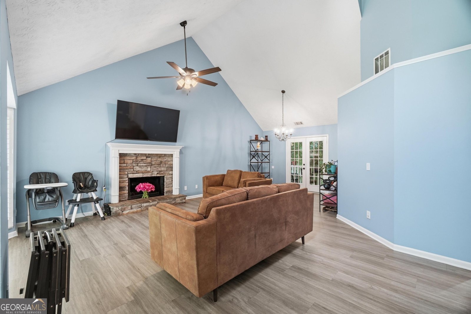 6338 Clearbrook Drive Flowery Branch - Photo 12