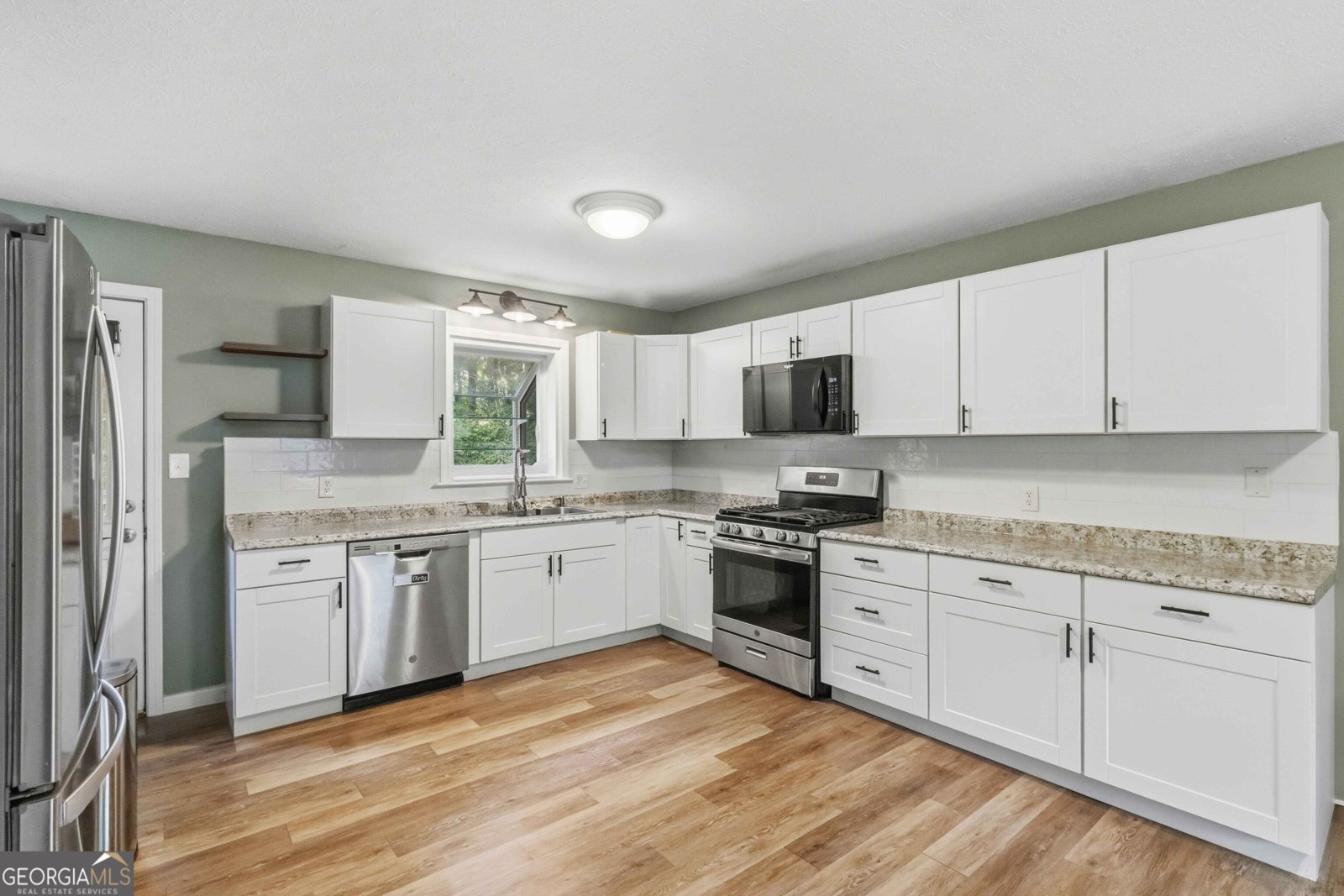 606 Echo Lane Woodstock - Photo 12