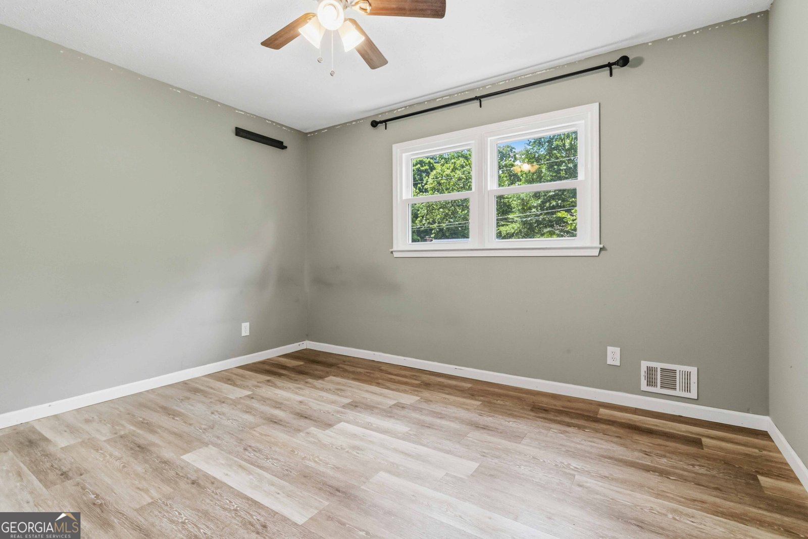 606 Echo Lane Woodstock - Photo 18