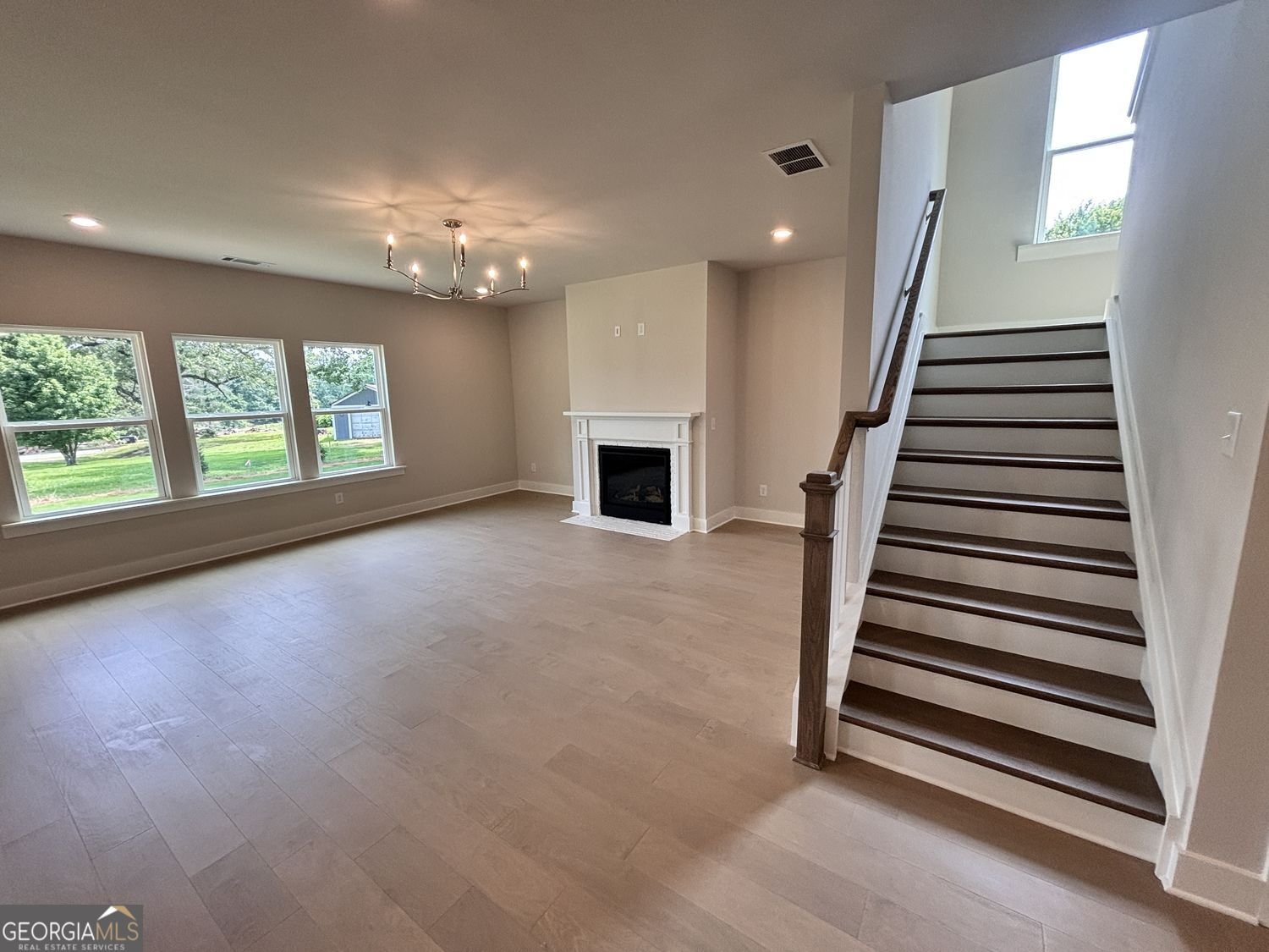 8315 Creekside Overlook Drive Gainesville - Photo 7