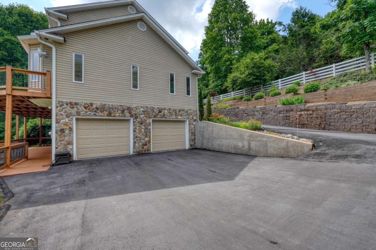 880 Locust Trail Hiawassee - Photo 11
