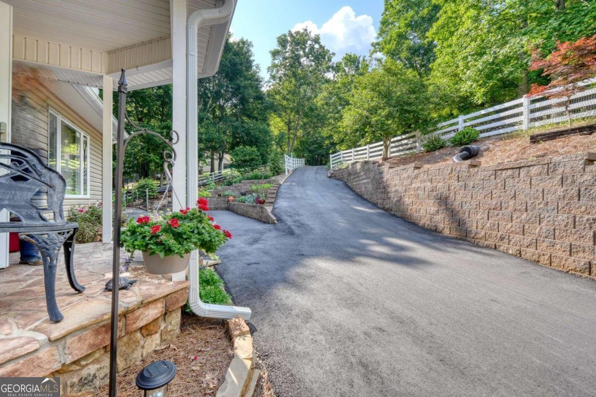 880 Locust Trail Hiawassee - Photo 17
