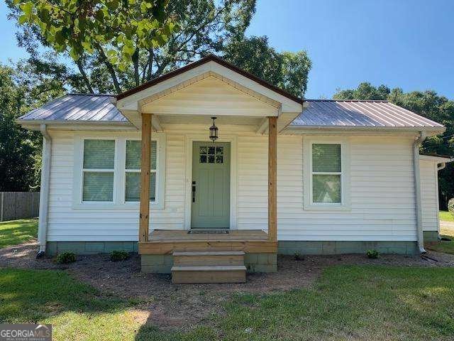 5919 River Road Flowery Branch - main photo