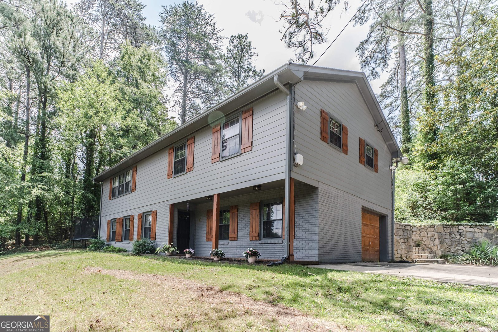 302 Valley Road Rome - main photo