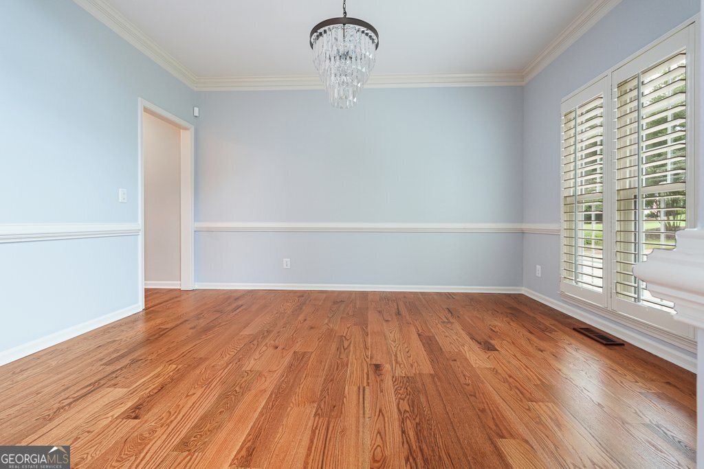 726 Whisper Wind Court Woodstock - Photo 10