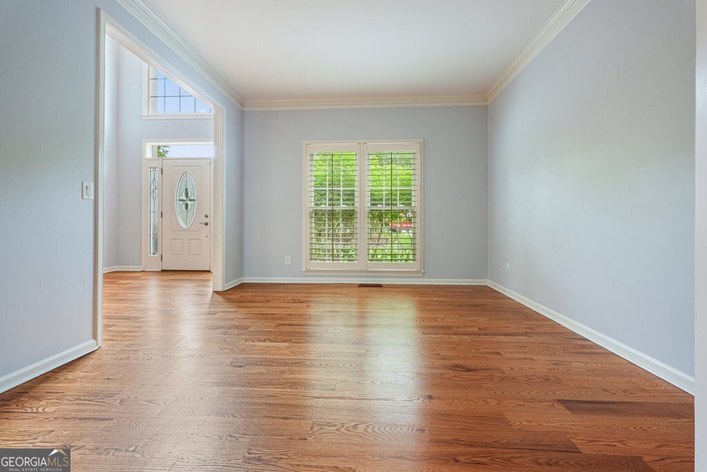 726 Whisper Wind Court Woodstock - Photo 12