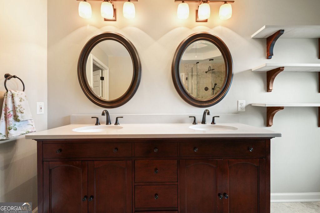 726 Whisper Wind Court Woodstock - Photo 34