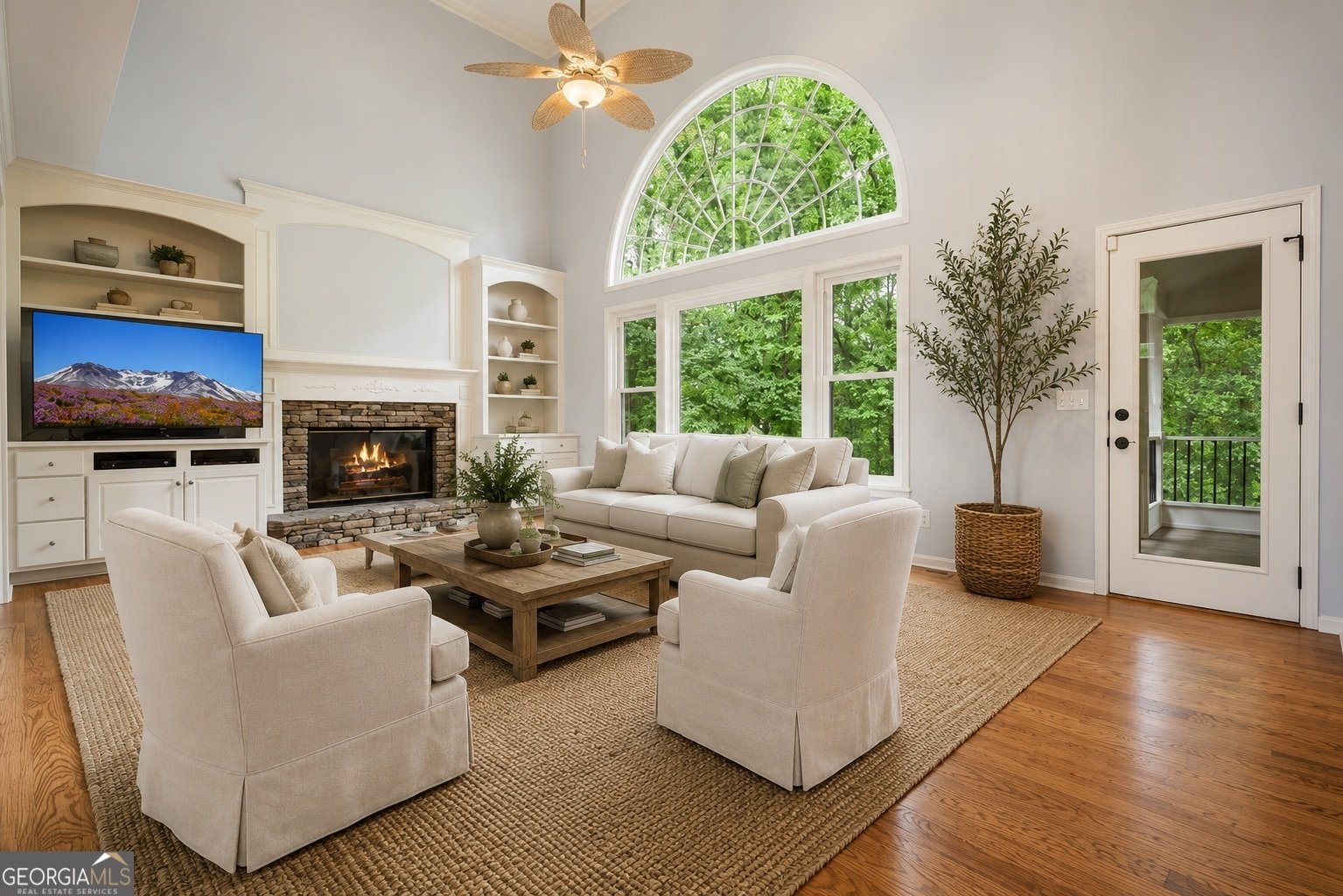 726 Whisper Wind Court Woodstock - Photo 9