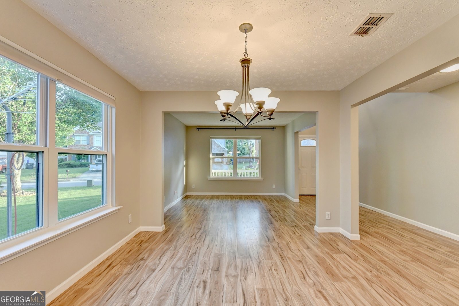 577 Ives Circle Lilburn - Photo 15