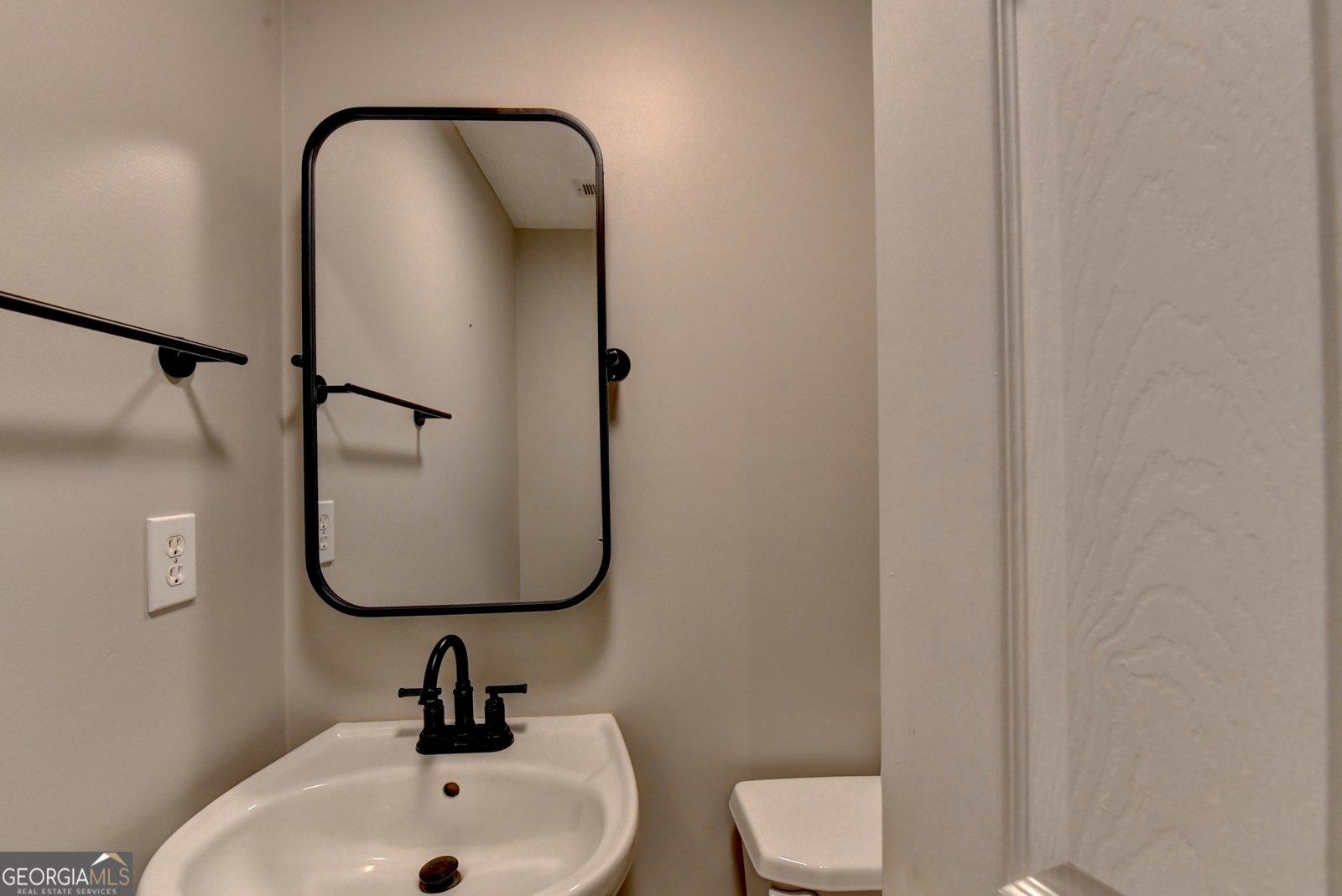 577 Ives Circle Lilburn - Photo 19